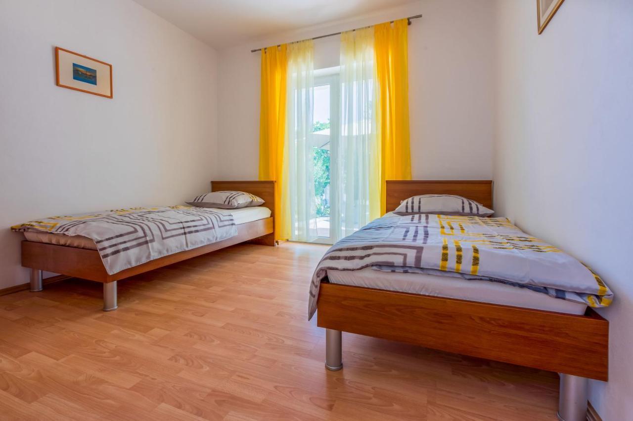 יאדראנובו Apartments Barbara 3 מראה חיצוני תמונה