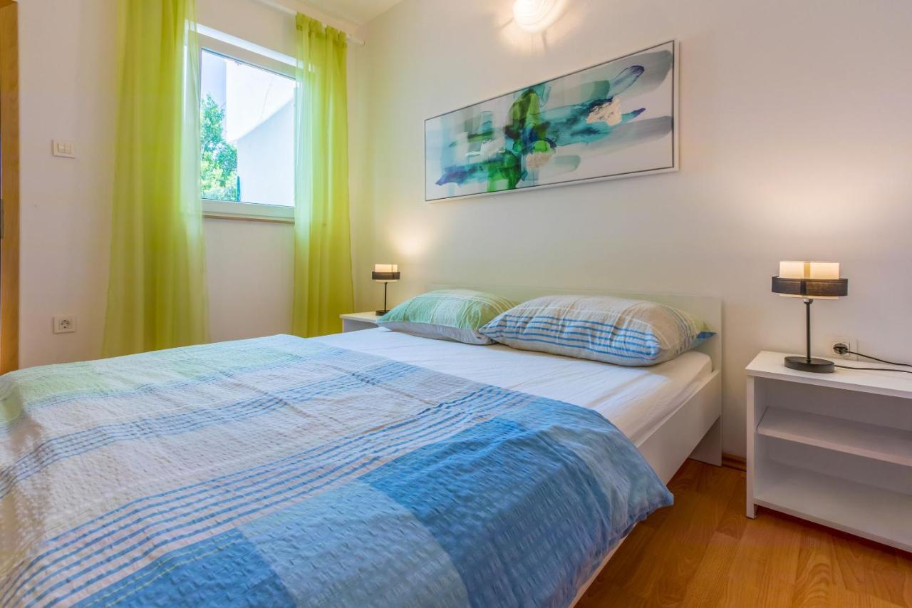 יאדראנובו Apartments Barbara 3 מראה חיצוני תמונה